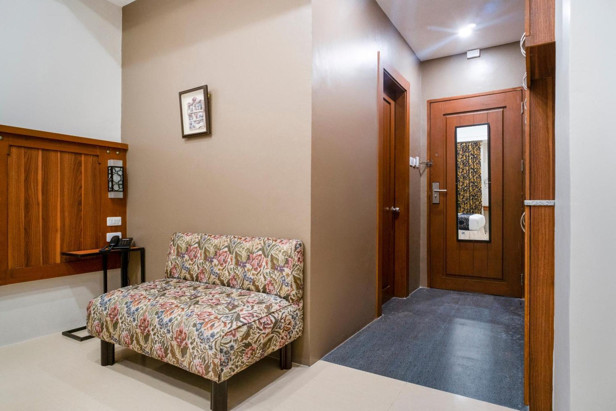 Capital O 460 World Palace Hotel Davao Екстер'єр фото