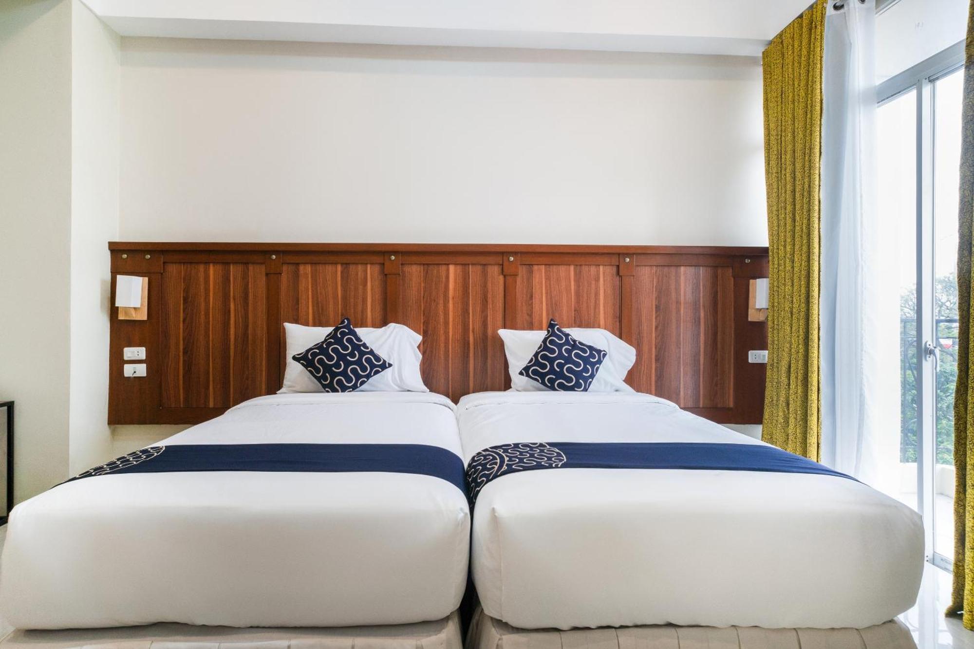 Capital O 460 World Palace Hotel Davao Екстер'єр фото
