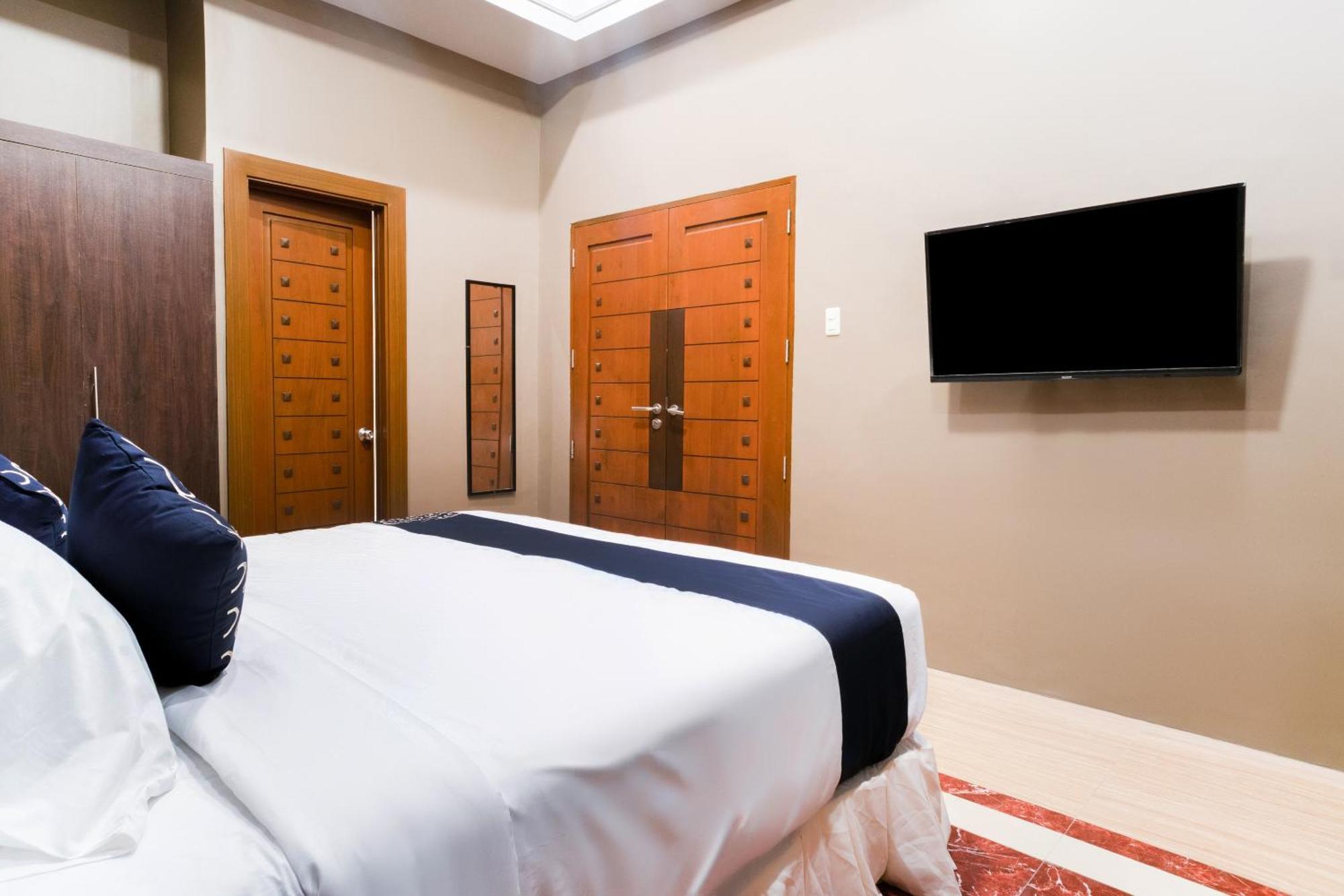 Capital O 460 World Palace Hotel Davao Екстер'єр фото