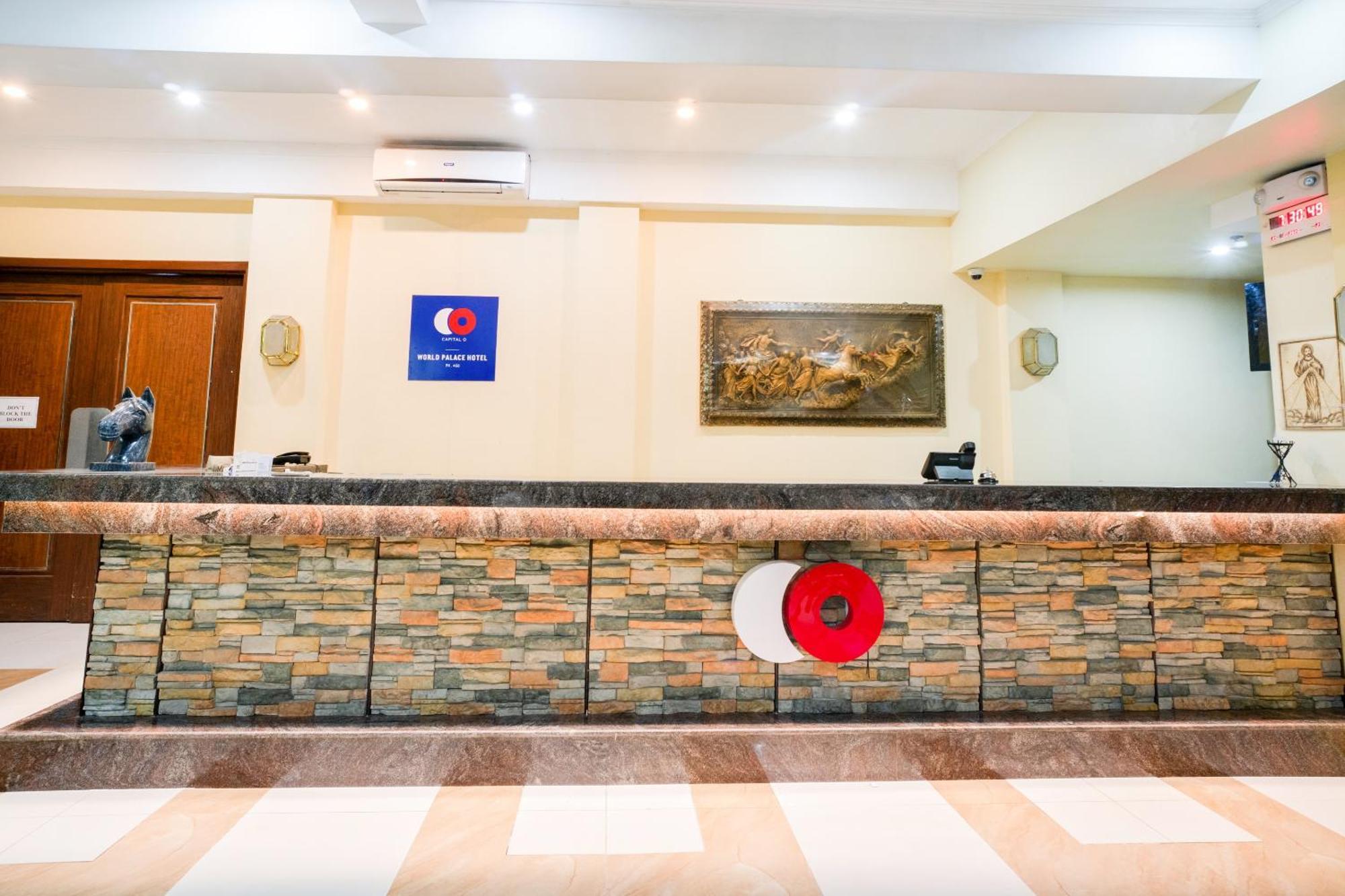 Capital O 460 World Palace Hotel Davao Екстер'єр фото
